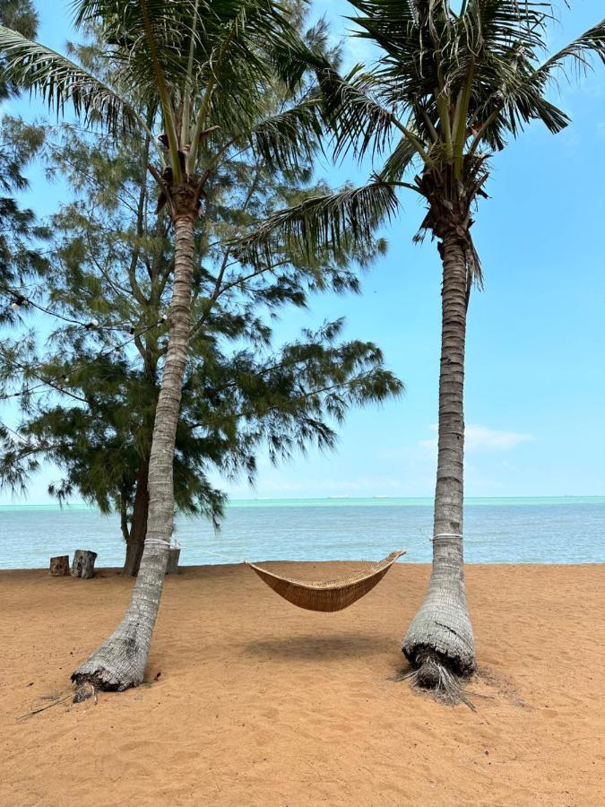 Beach N Breeze Glamping Malacca Екстер'єр фото