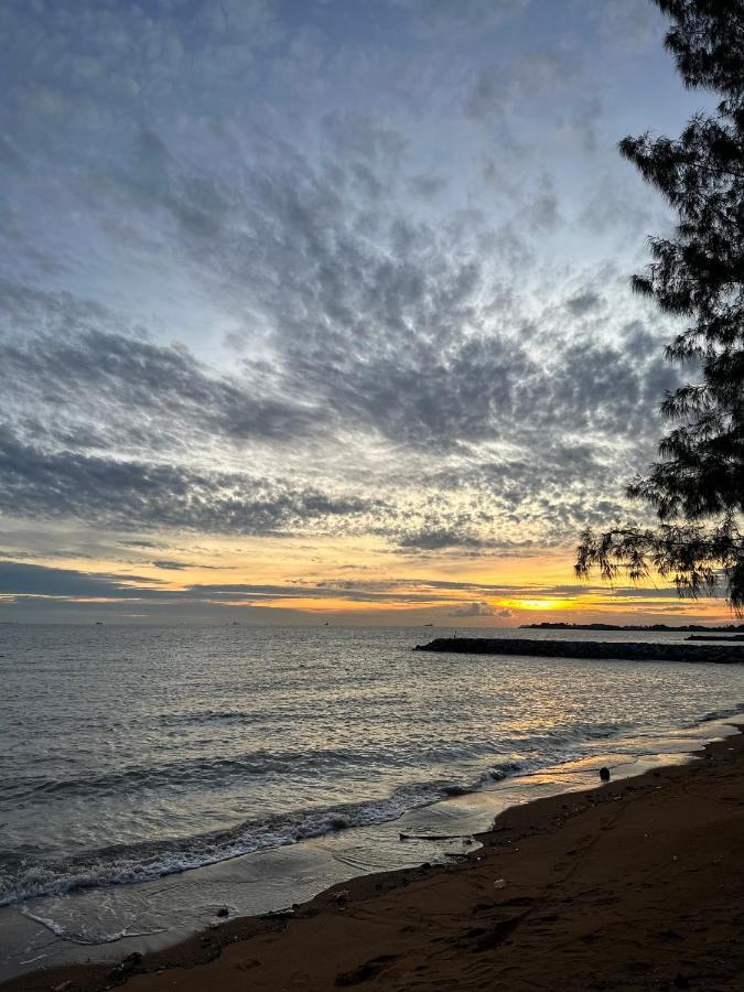 Beach N Breeze Glamping Malacca Екстер'єр фото