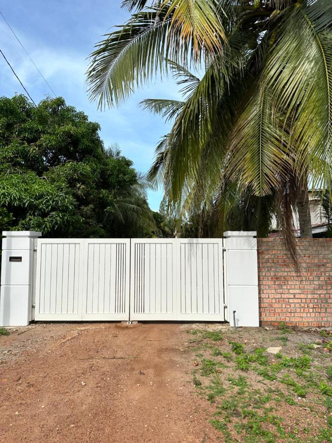 Beach N Breeze Glamping Malacca Екстер'єр фото